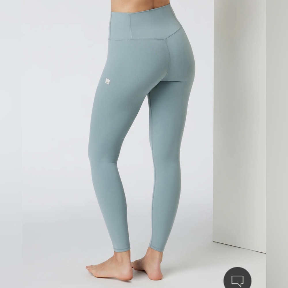 Vuori | Bliss Blend All the Feels Leggings | Ether - Picture 2 of 11